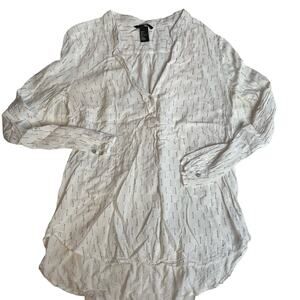 H&M White 6 Small Black Arrow Top Longsleeve Henley Buttons